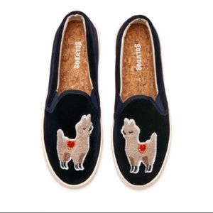 SOLUDOS Velvet Slip-On Sneakers